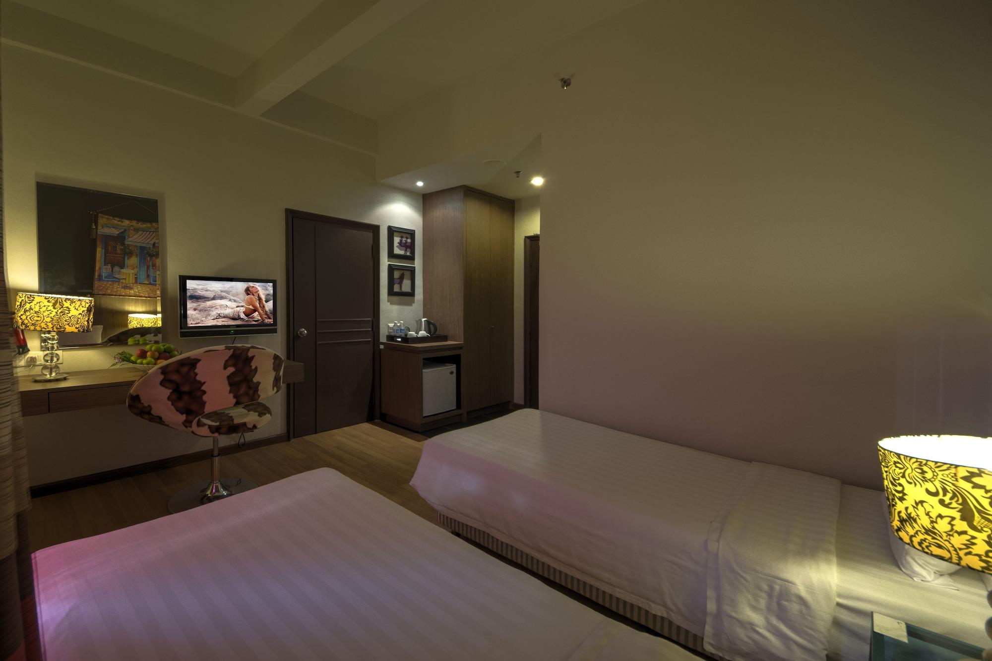 Arenaa Deluxe Hotel Malacca Exterior foto